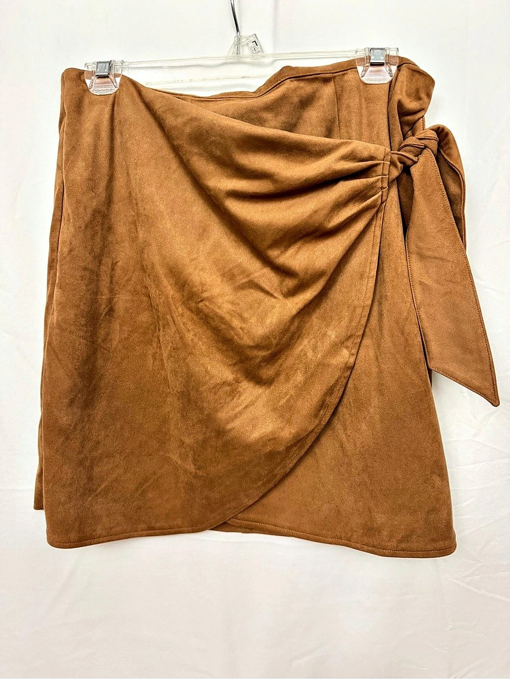 LOFT Faux Suede Tie Wrap Skirt in Camel Wrap Midi Skirt Size 10P Like New